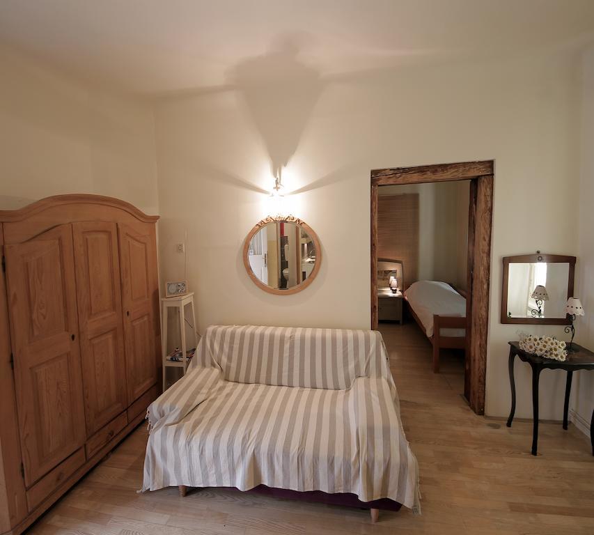 Guesthouse Lessi Zagrzeb Pokój zdjęcie