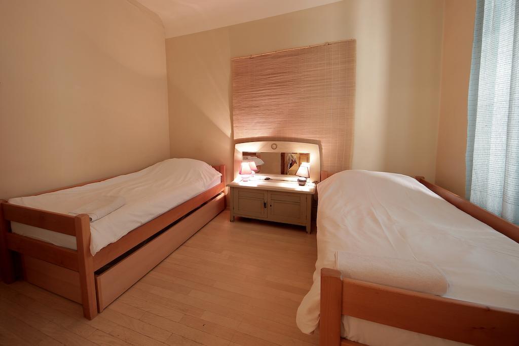 Guesthouse Lessi Zagrzeb Pokój zdjęcie