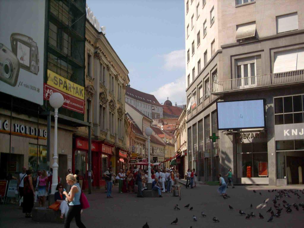 Guesthouse Lessi Zagrzeb Zewnętrze zdjęcie