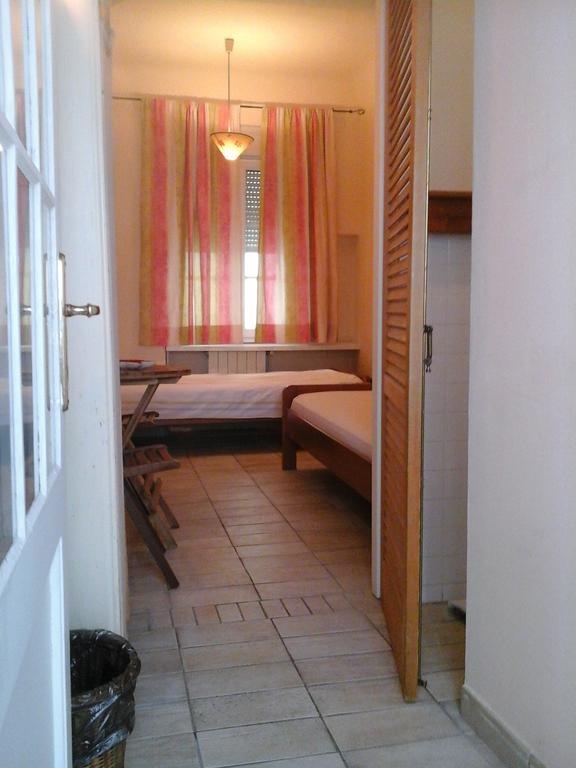 Guesthouse Lessi Zagrzeb Pokój zdjęcie
